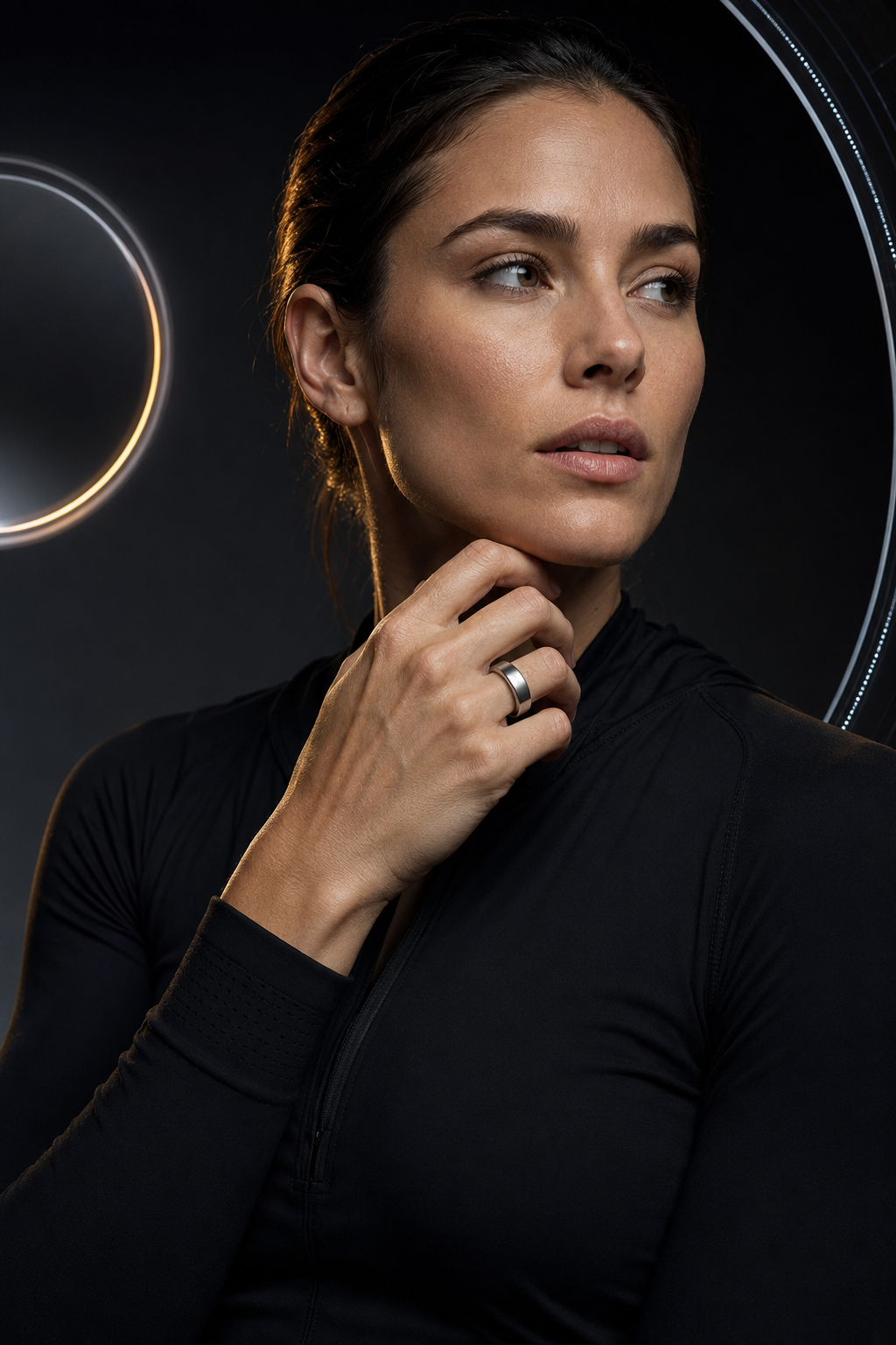SILO Smart Ring in Titanium Silver, worn during training